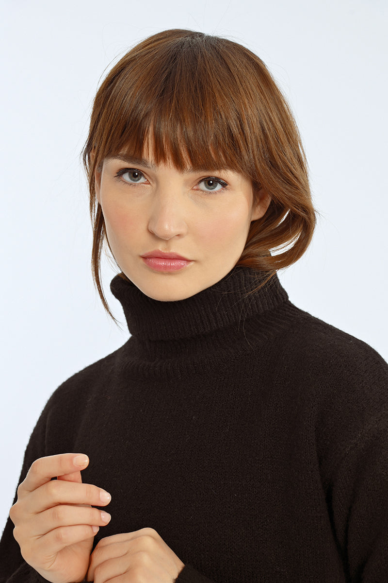 MOLLY BRACKEN COZY ROLLNECK SWEATER