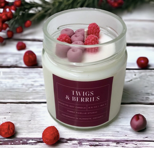 TWIGS & BERRIES CANDLE