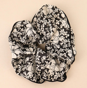 SATIN SCRUNCHIE