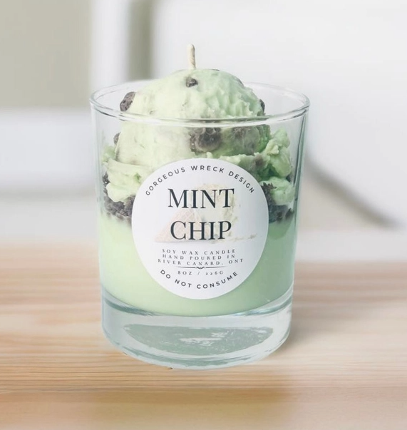 MINT CHOCOLATE CHIP DESSERT CANDLE